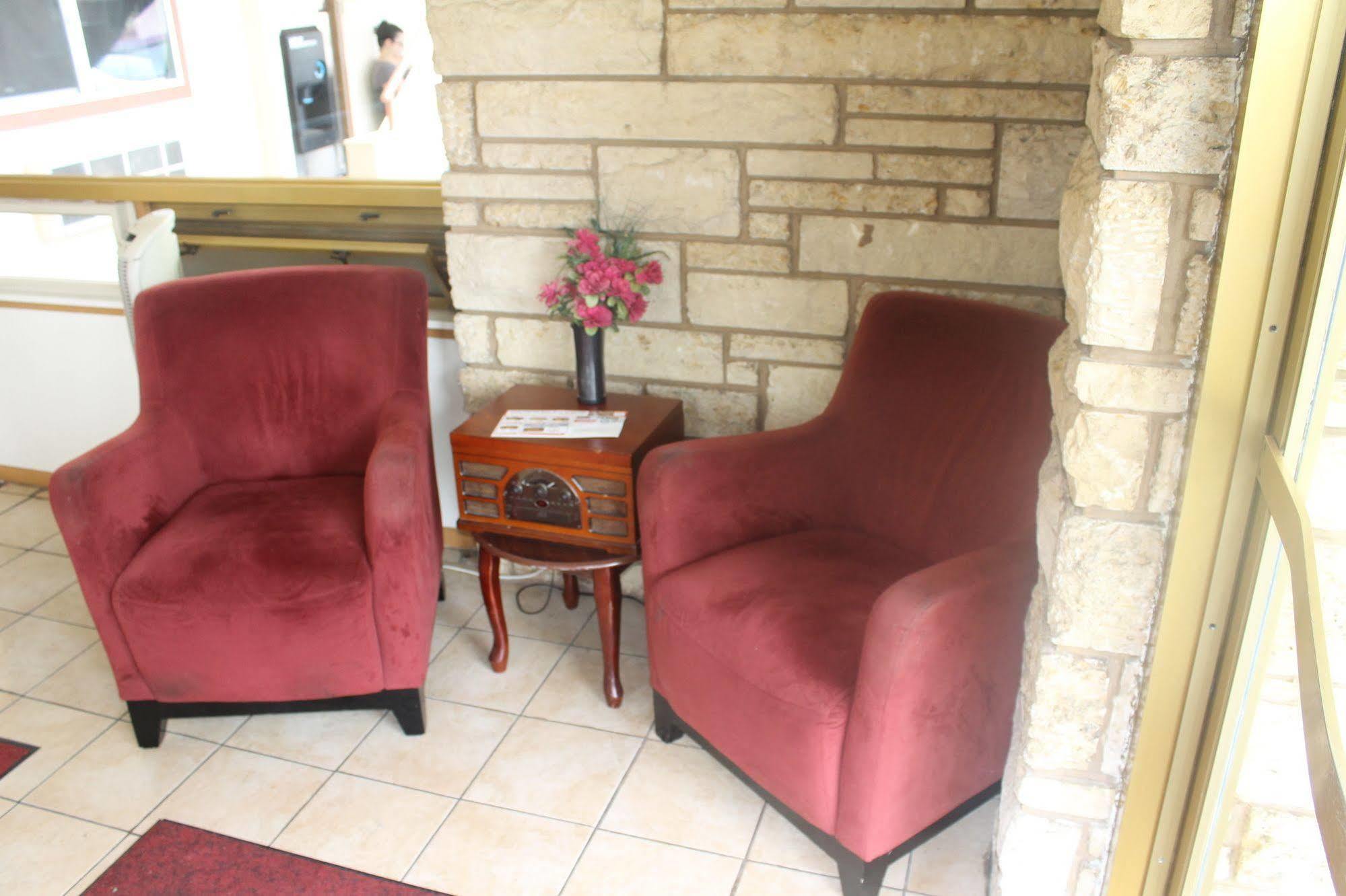 Olympia Inn Ngoại thất bức ảnh
